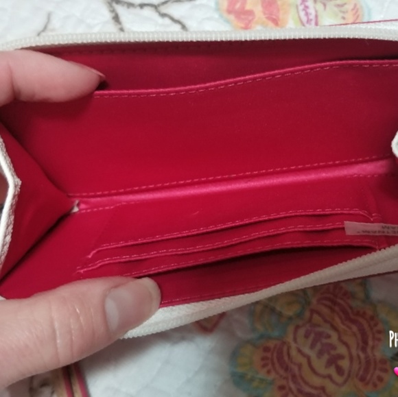 SOLD - Picture 3 of 6